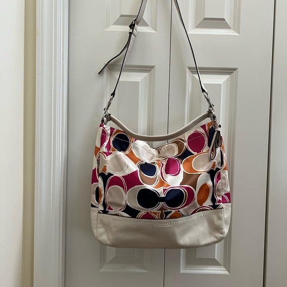 Coach Multicolor Signature Shoulder Bag - Picture 8 of 14